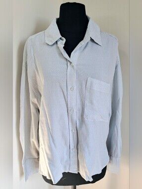 Lola River Women's Boxy Crop Thin Striped Long Sleeve Button Down Shirt NWT